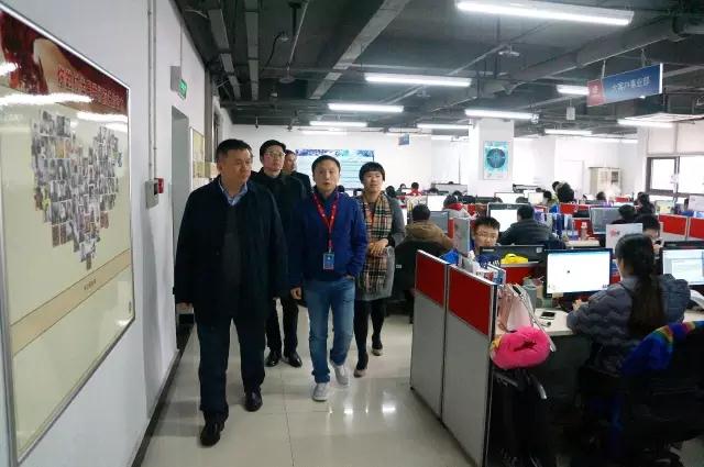 湖南省贸促会会长贺坚一行莅临永利402官网网址考察